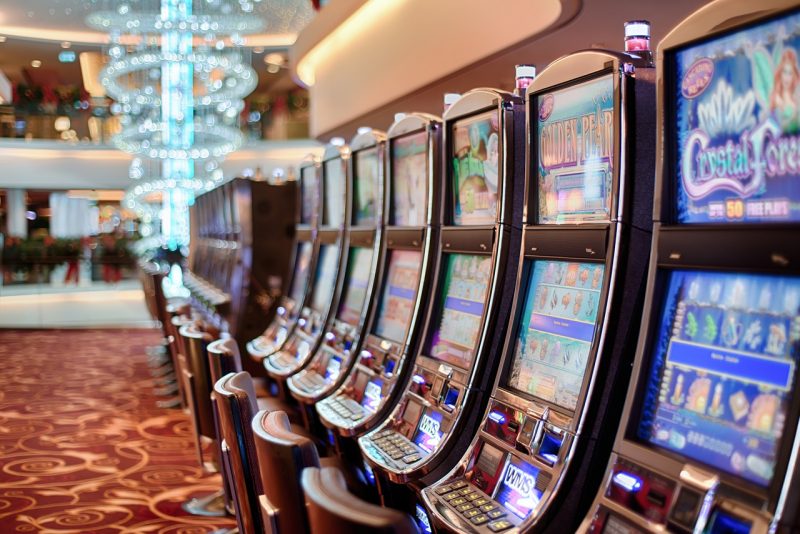 CASINOS Y RULETAS