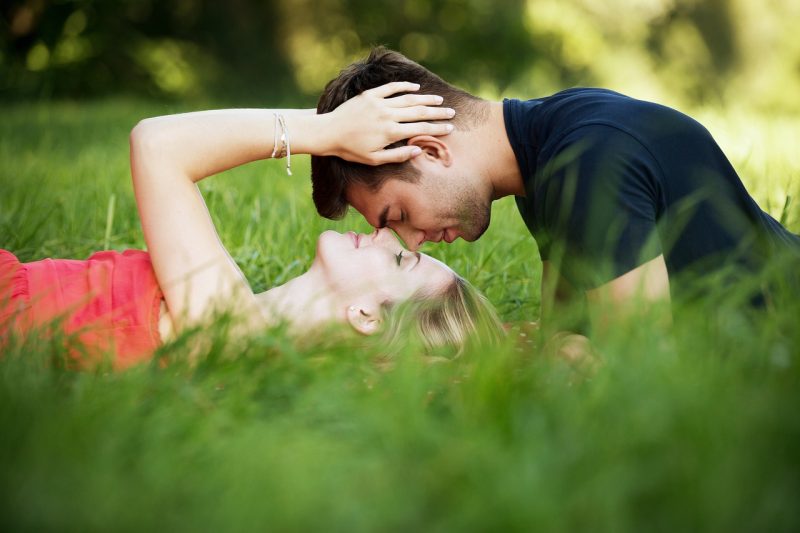 CUALIDADES FEMENINAS QUE ENAMORAN A LOS HOMBRES